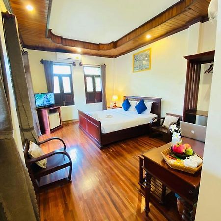 Luang Prabang Maison Vongprachan & Travel Hotel Екстериор снимка