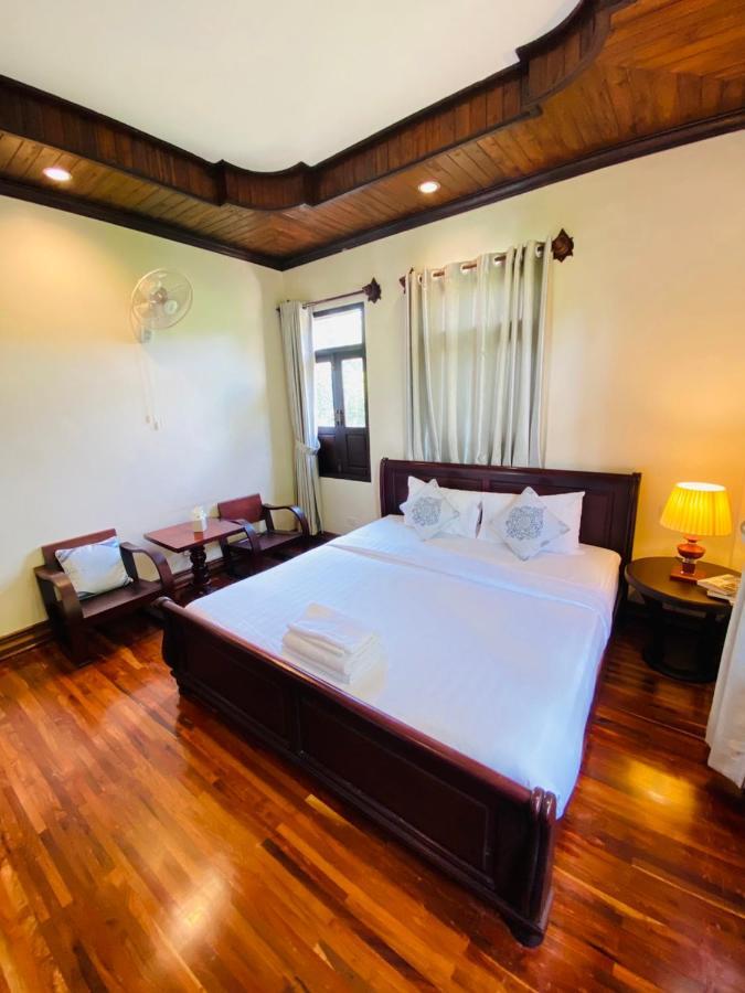 Luang Prabang Maison Vongprachan & Travel Hotel Екстериор снимка